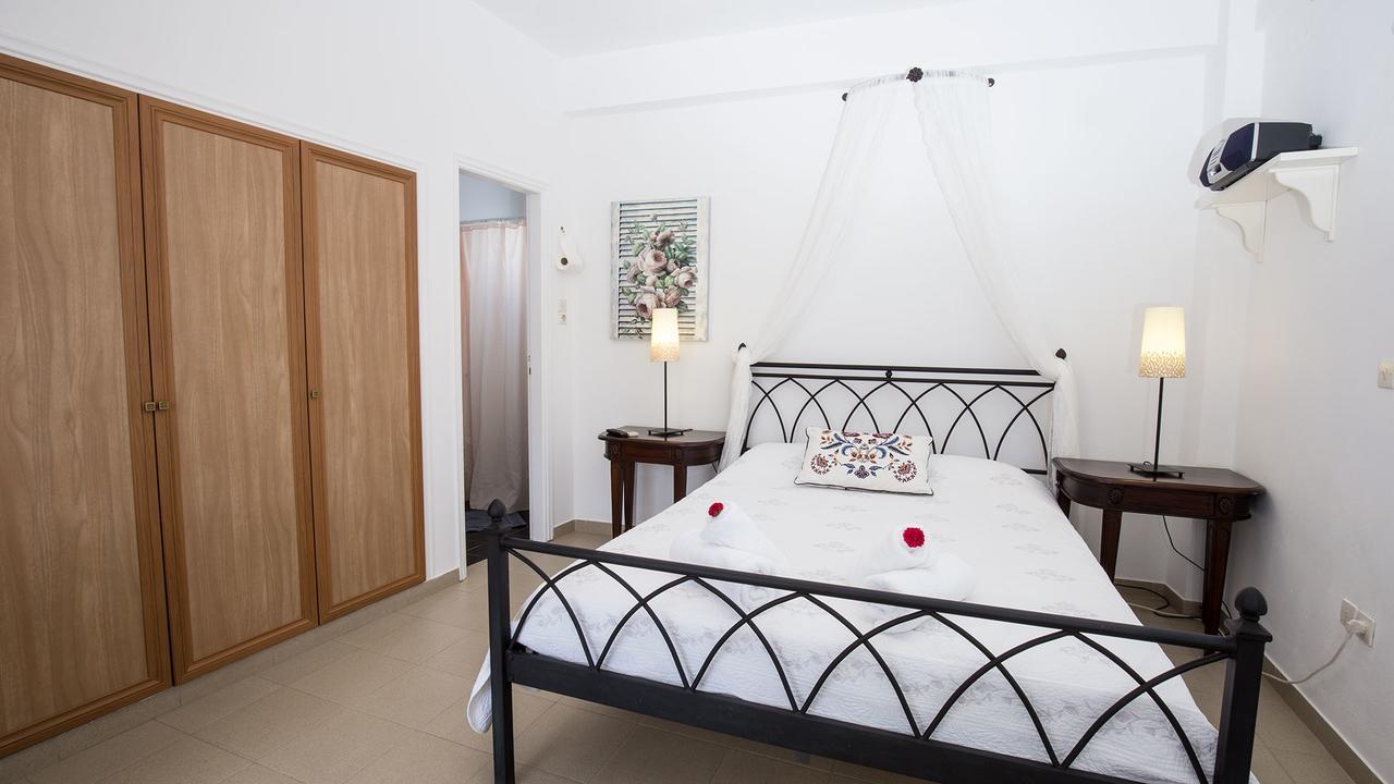 Pension Moschoula Platis Gialos  Экстерьер фото